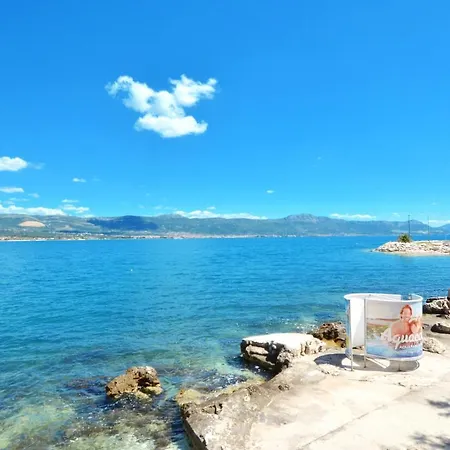 Apartman D Large With Big Terrace Next To The *