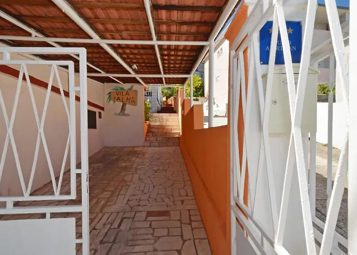 Apartman D Large With Big Terrace Next To The